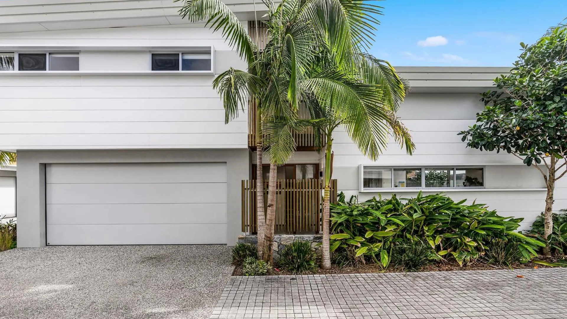 Holiday home Fat Frog Beach Houses Byron Bay